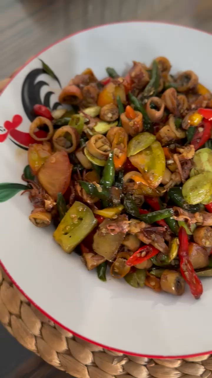 Foto langkah ke 4 dari resep Cumi Asin Pedas Manis.