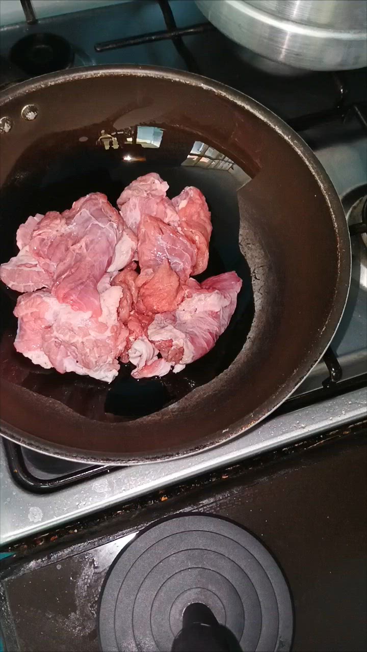 Foto langkah ke 1 dari resep Rendang Daging Praktis.