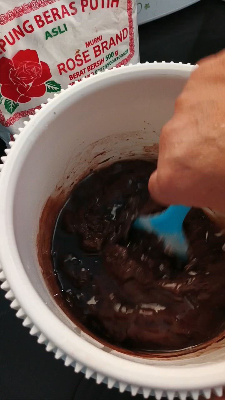 Foto langkah ke 4 dari resep Bolu Kukus Mekar Gluten Free.