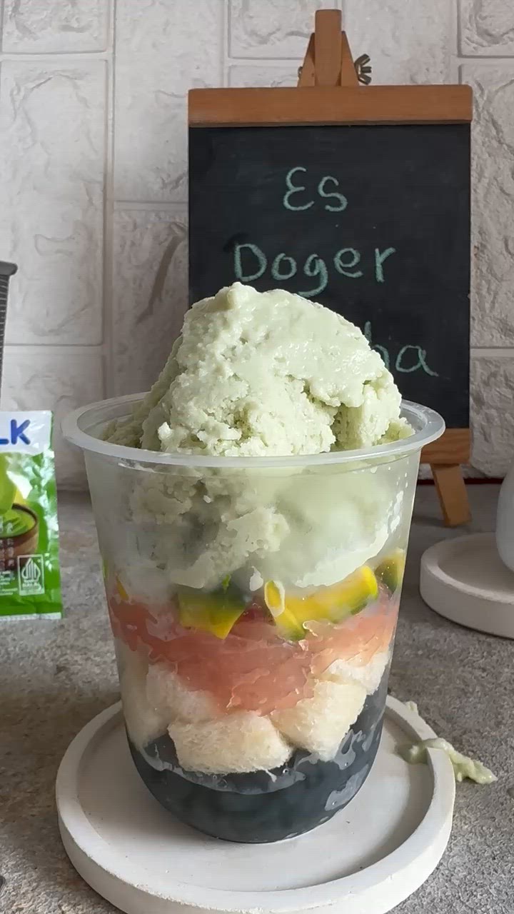 Foto langkah ke 4 dari resep Es Doger Matcha.