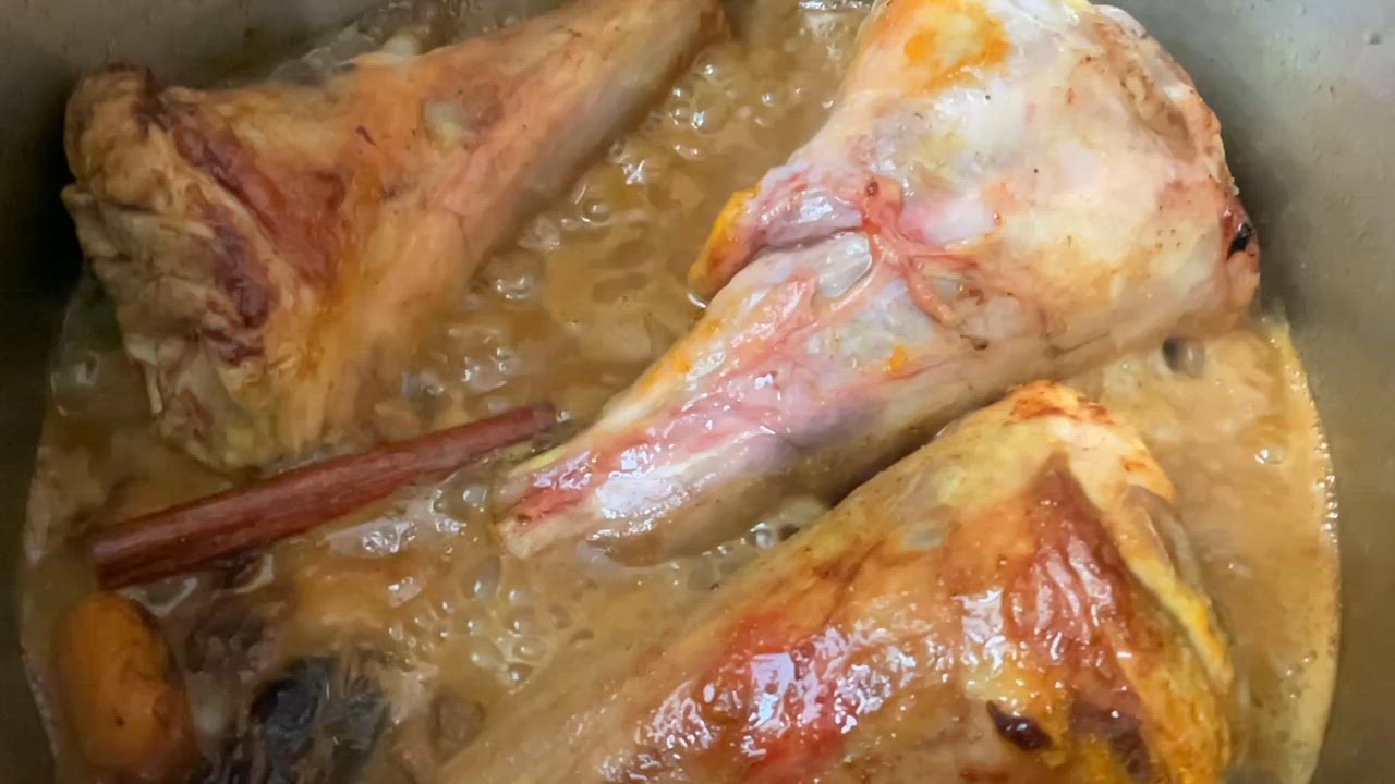 Une image de l'étape 4 de 🐝Pruneaux 🍗souris d’agneau confites🇩🇿.