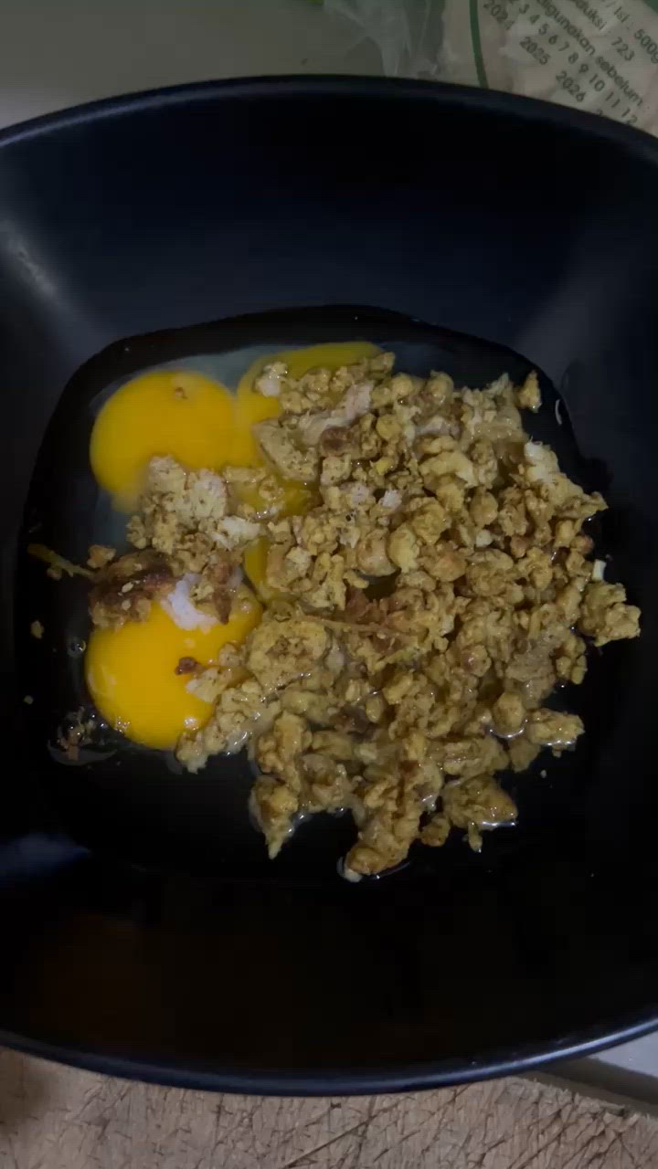 Foto langkah ke 1 dari resep Martabak Telur.