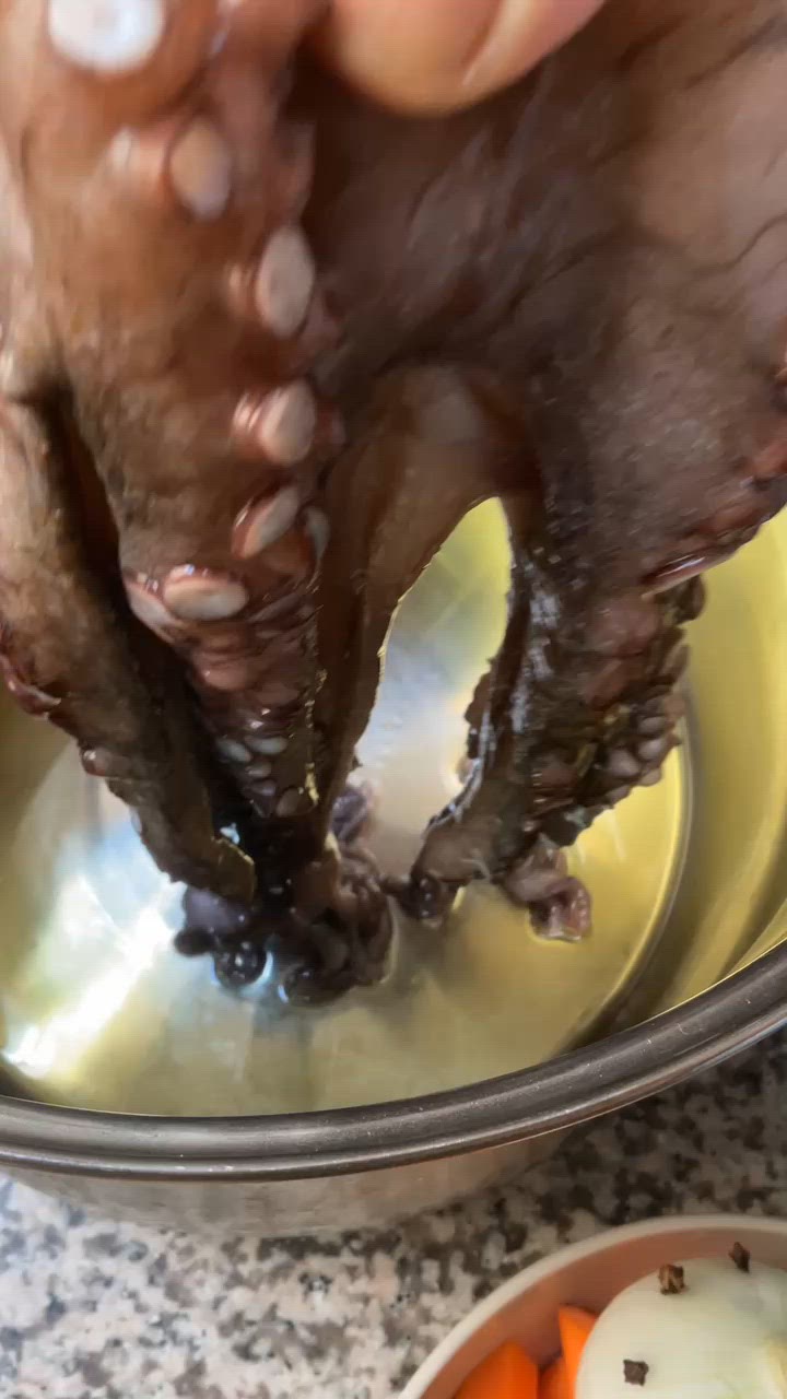 Une image de l'étape 3 de 🦑Couscous au 🦞🐙Poulpe 🇩🇿.