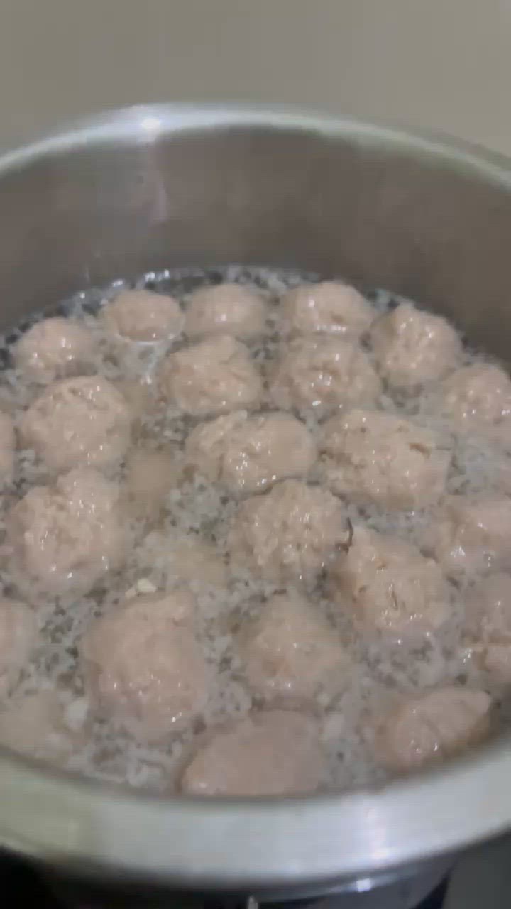 Foto langkah ke 2 dari resep Bakso Daging Sapi Kuah.