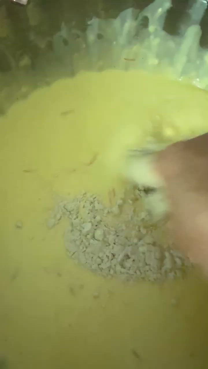 A picture of step 5 of Rabdi Kesar Ghewar.