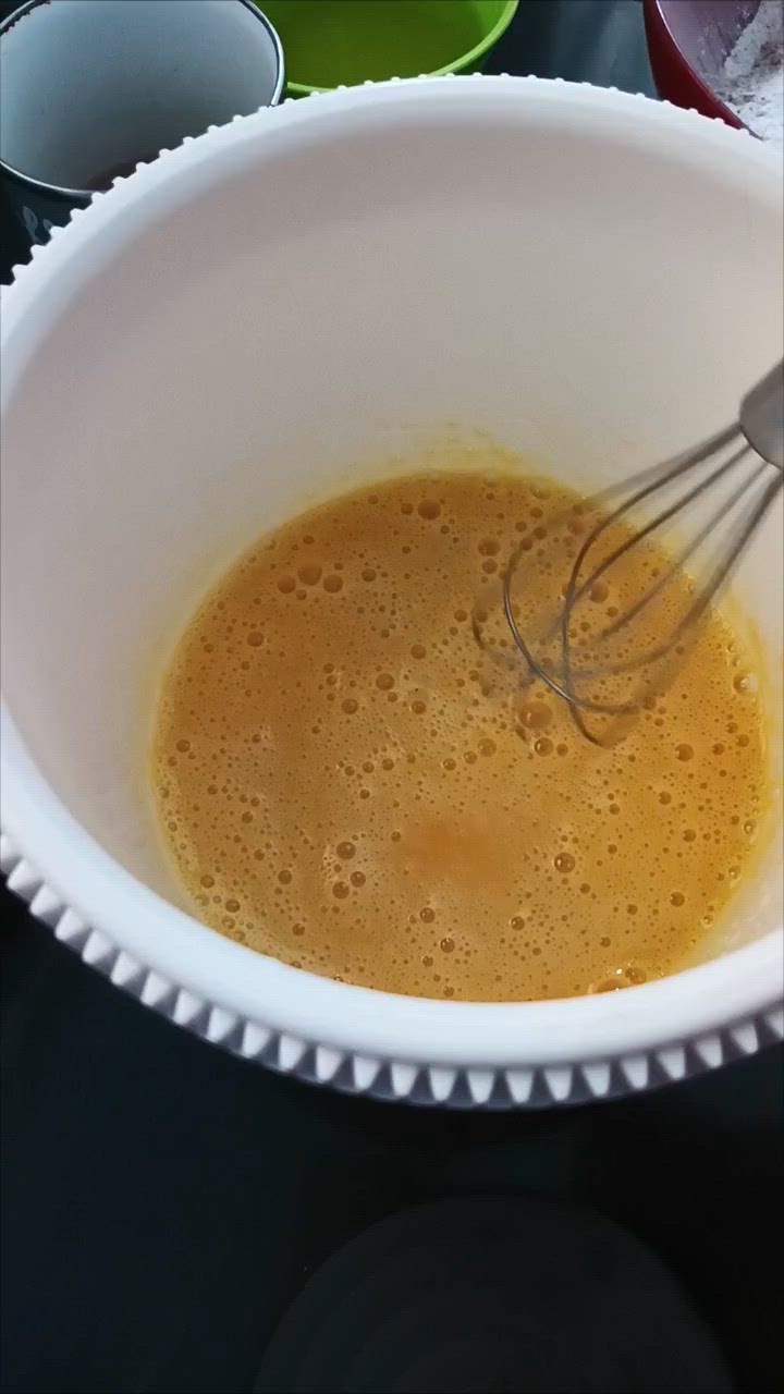 Foto langkah ke 3 dari resep Bolu Kukus Mekar Gluten Free.