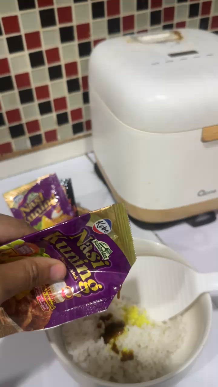 Foto langkah ke 1 dari resep Sushi Nasi Kuning.