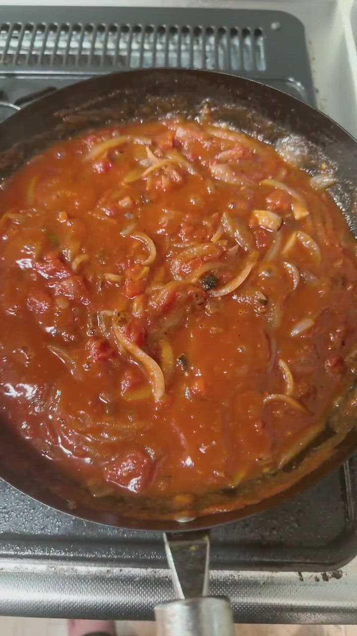 材料3つのみ！鶏もも肉の濃厚トマト煮込み作り方8写真