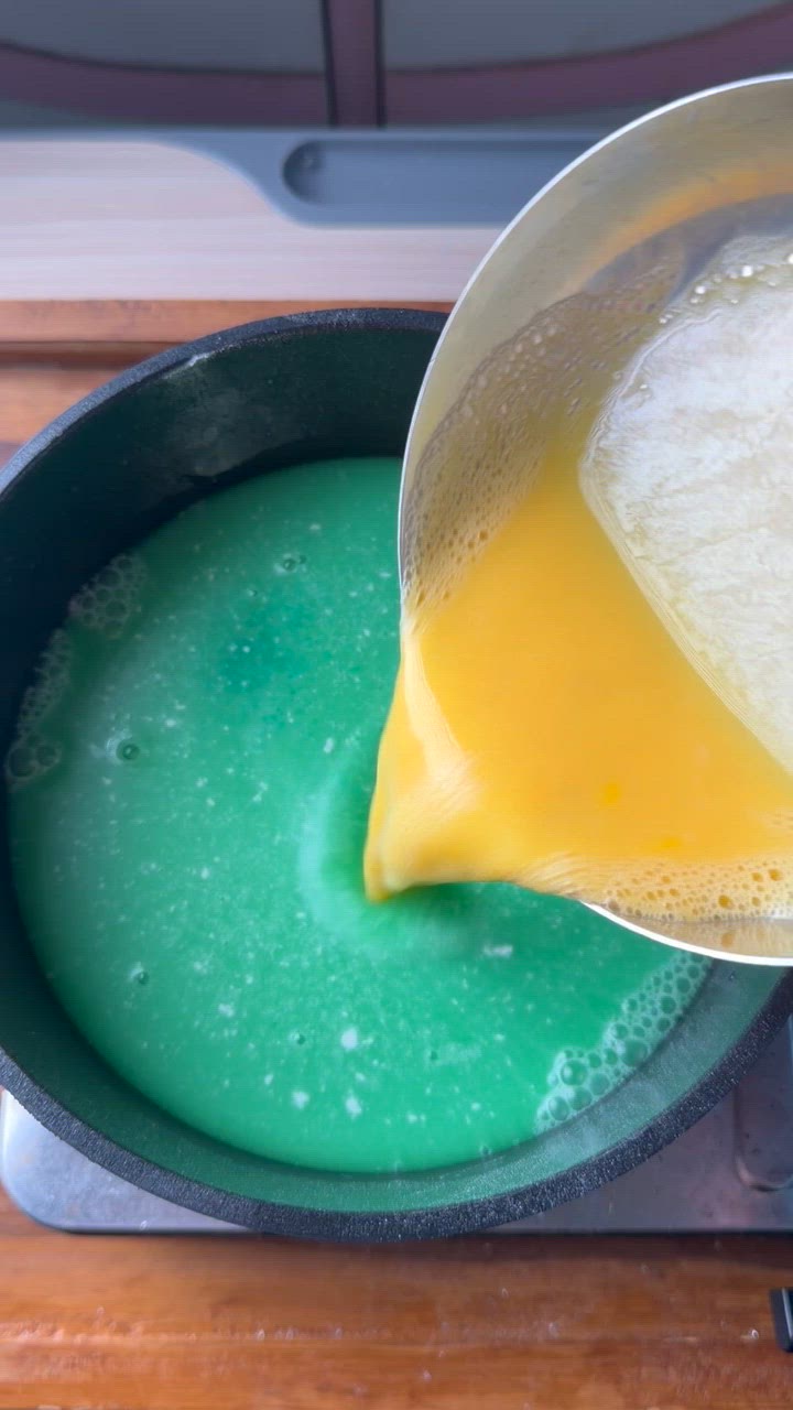 Foto langkah ke 2 dari resep Puding Lumut Mentega.