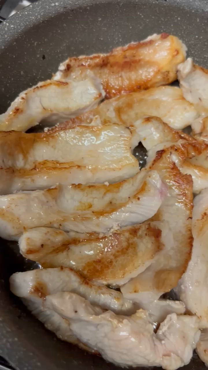 ご飯が進む♡豚トロのねぎ塩にんにく炒め作り方2写真