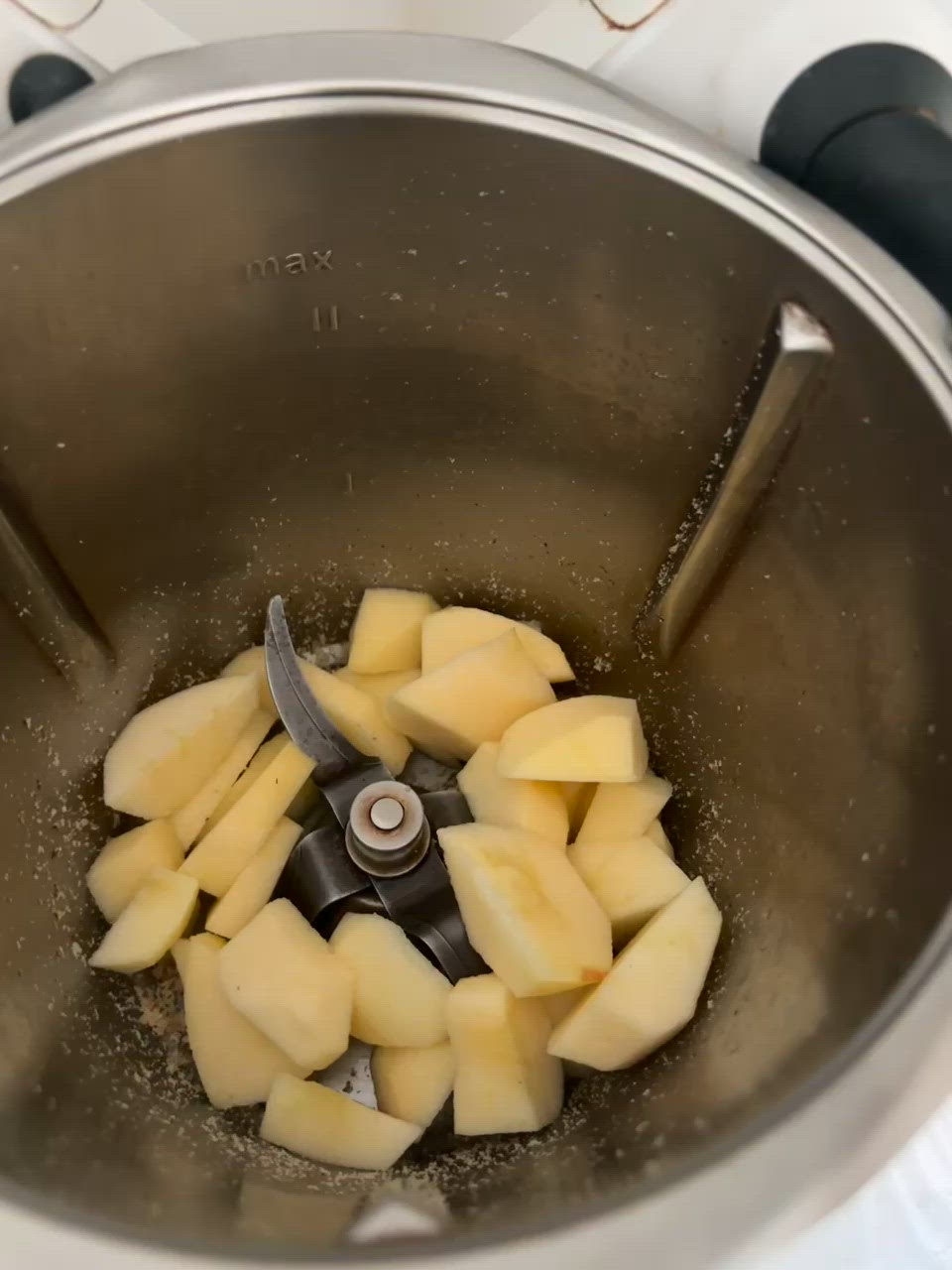 Foto del paso 2 de la receta Bizcocho de Manzana y Nueces