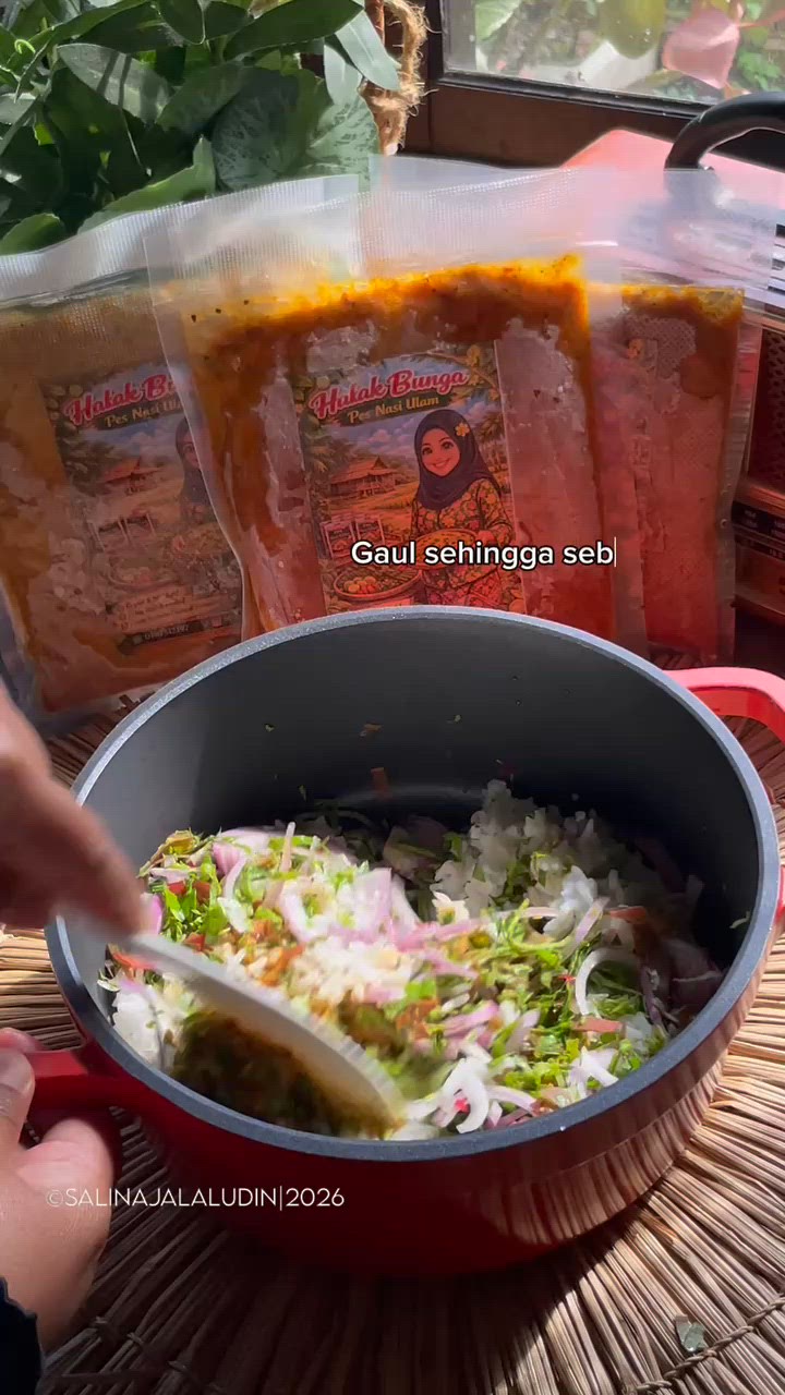 Gambar langkah 4 resipi Nasi Ulam.