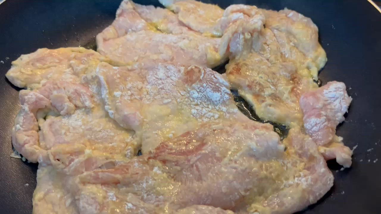 Foto del passaggio 3 della ricetta Petto di pollo sfizioso