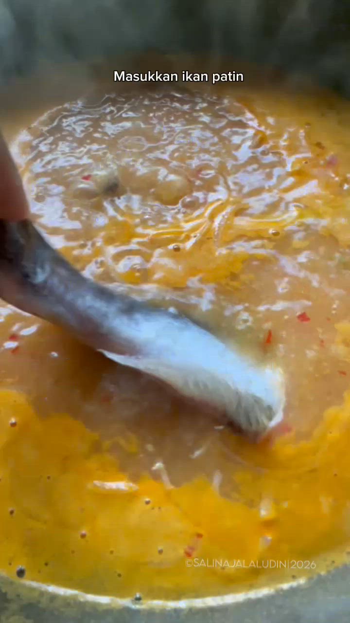 Gambar langkah 3 resipi Masak Asam Tempoyak Ikan Patin.