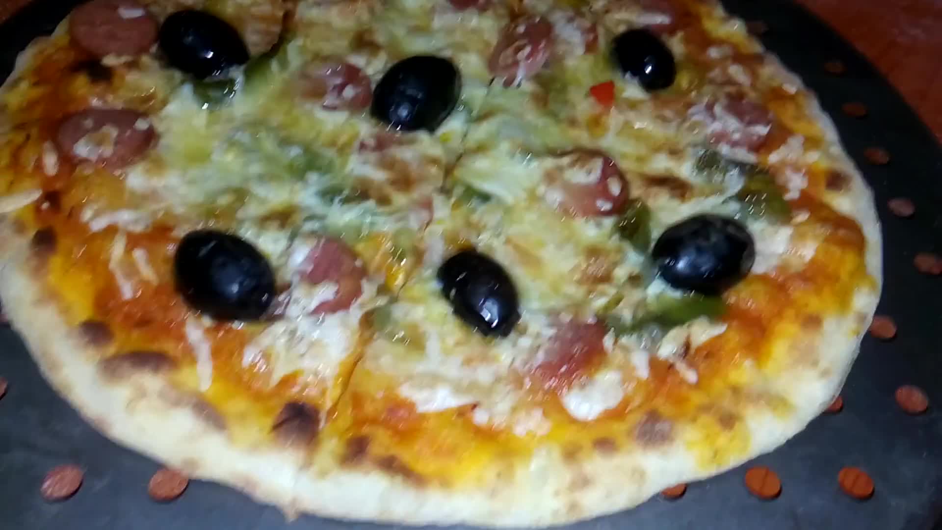 صورة لخطوة 11 من وصفة البيتزا 🍕