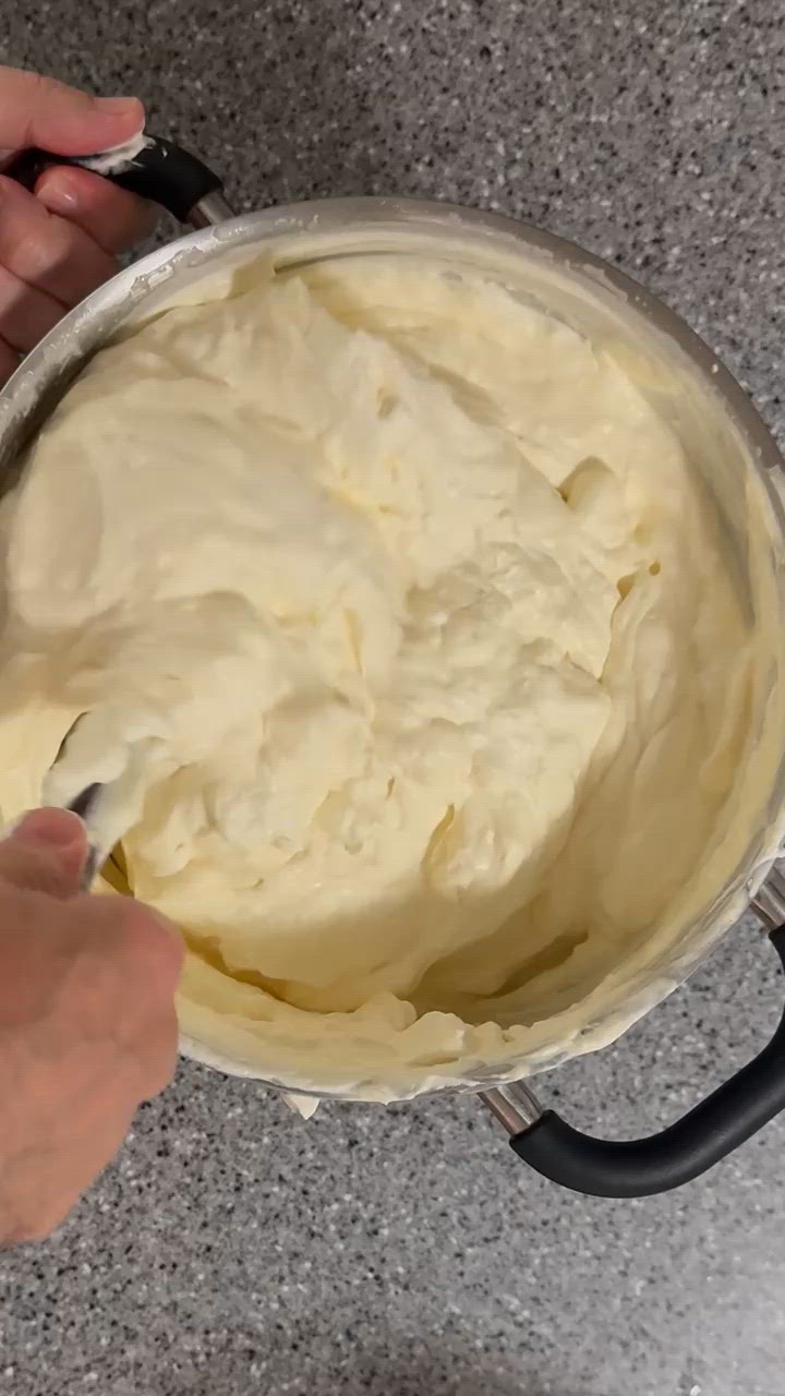 Foto del passaggio 11 della ricetta Tiramisù al Limone