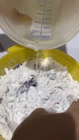 Foto langkah ke 2 dari resep Cenil Ubi Ungu.