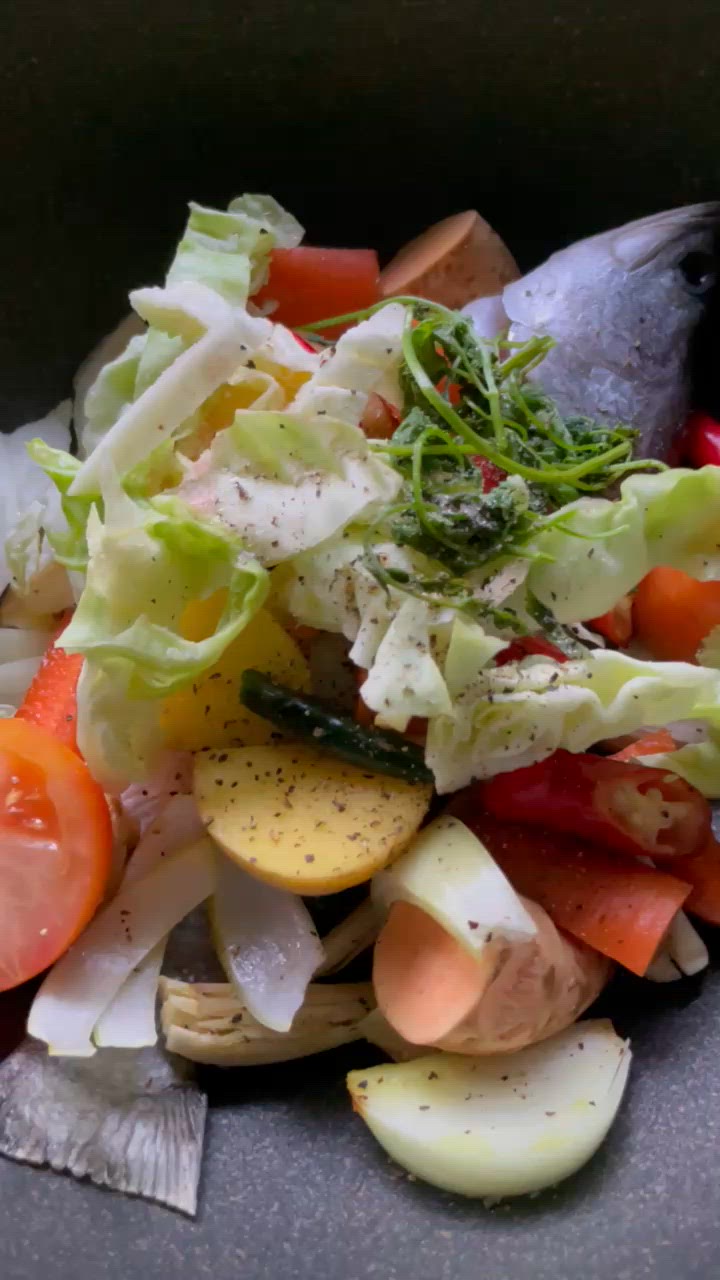 Gambar langkah 7 resipi Sea Bass | No Oil No Butter By Rabeya Khatun.