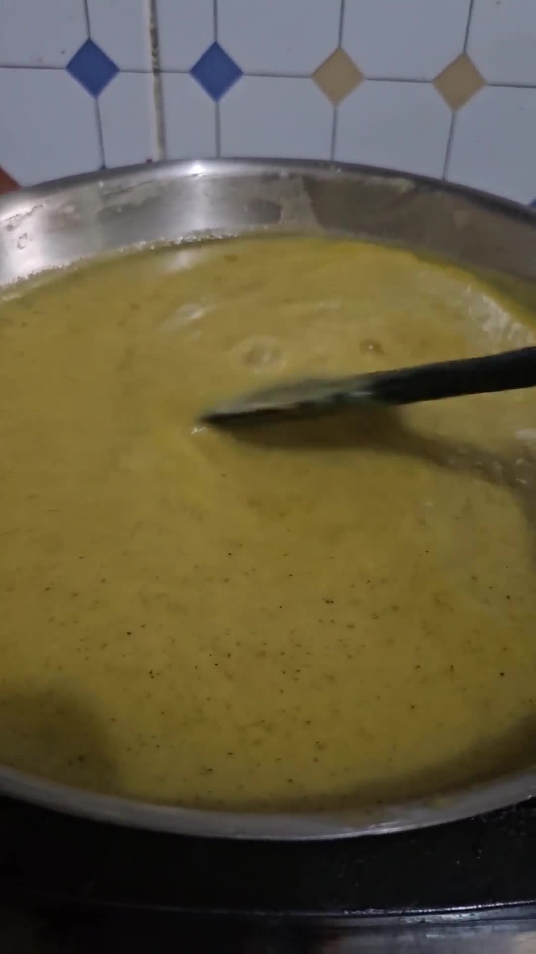 Foto langkah ke 3 dari resep Homemade Pineapple Vinaigrette Dressing.
