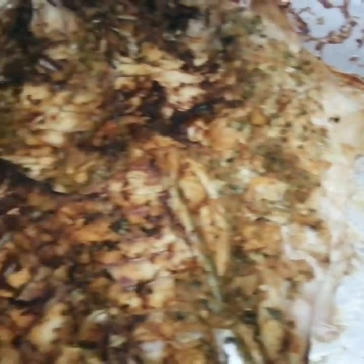صورة لخطوة 6 من وصفة سمك حريد مشوي في الفرن...طعم مميز ونكهة رائعة😋🐟