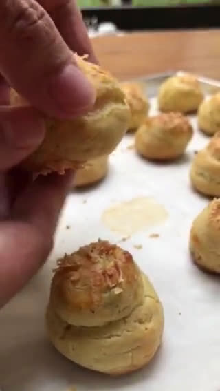 Foto langkah ke 5 dari resep GOUGERES / 🇫🇷 Cheese Puffs.