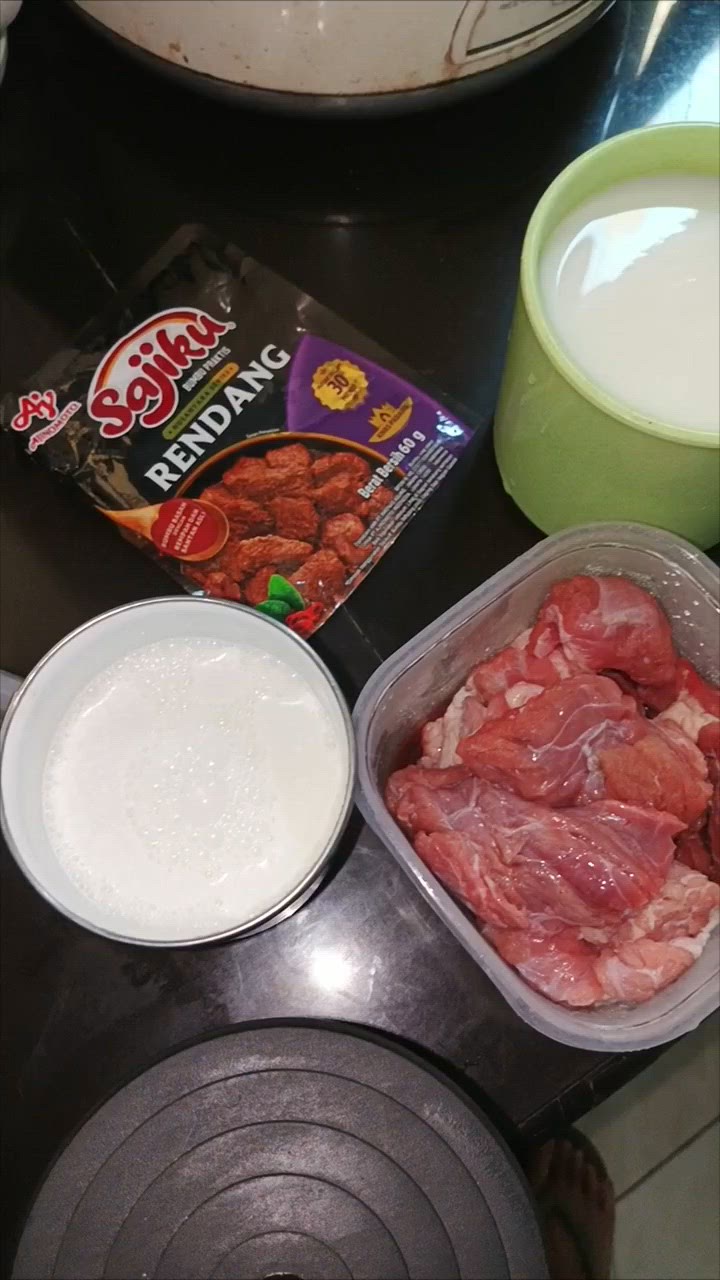 Foto langkah ke 1 dari resep Rendang Daging Praktis.