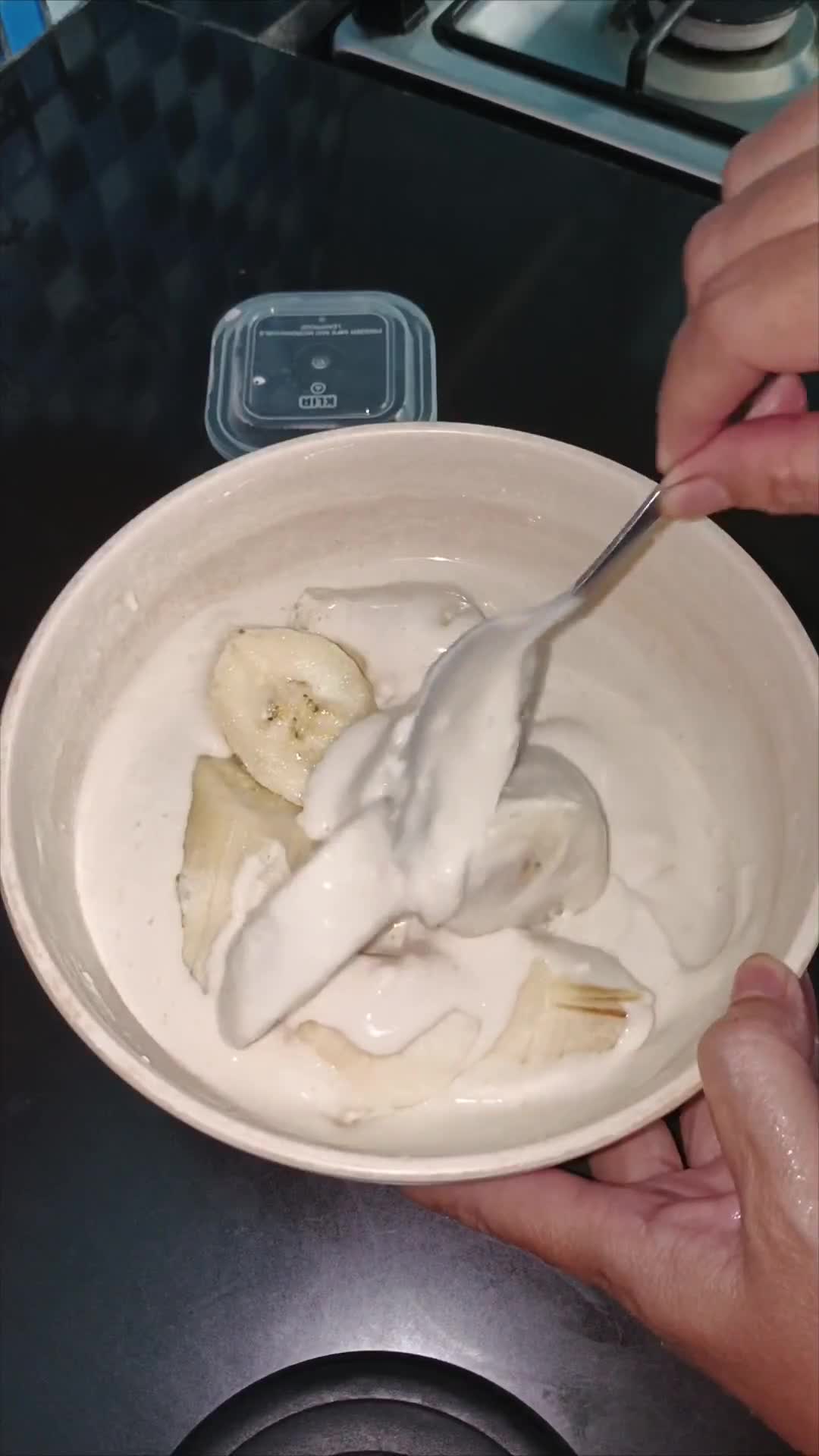 Foto langkah ke 2 dari resep Pisang Goreng Madu Wijen.