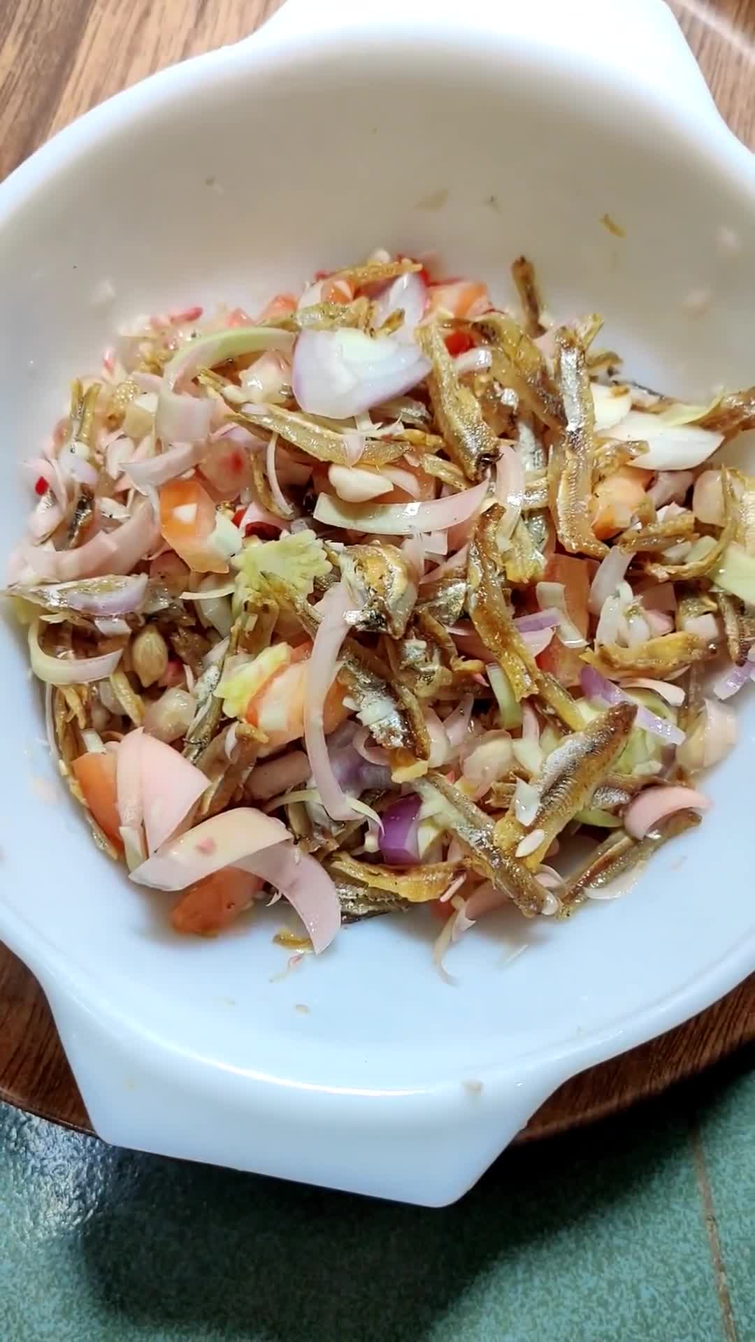 Gambar langkah 4 resipi Kerabu Bunga Kantan.