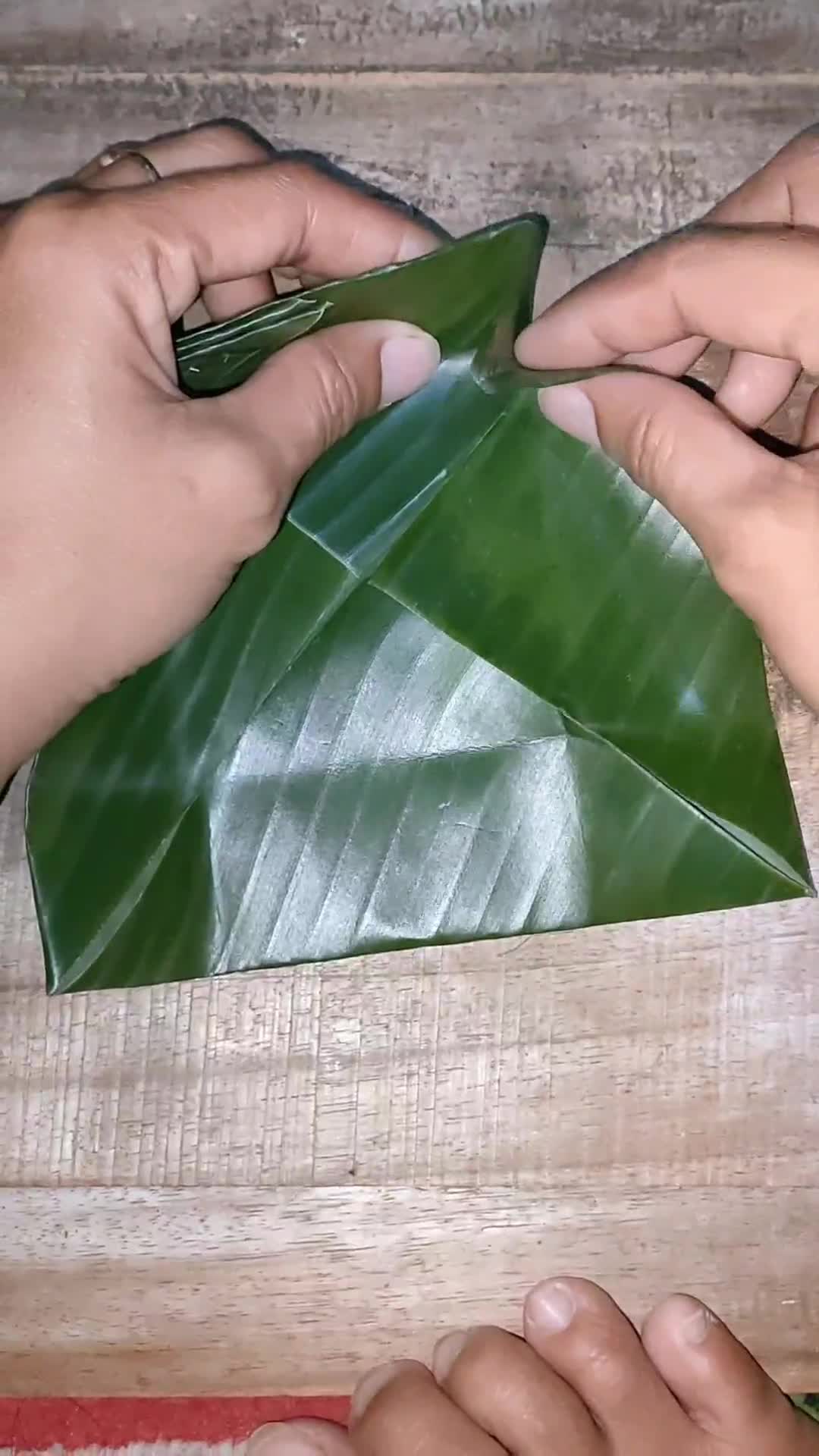 Foto langkah ke 6 dari resep Takir Bujursangkar.