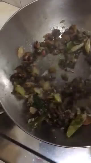 Foto langkah ke 4 dari resep Tumis Kerang Dara.
