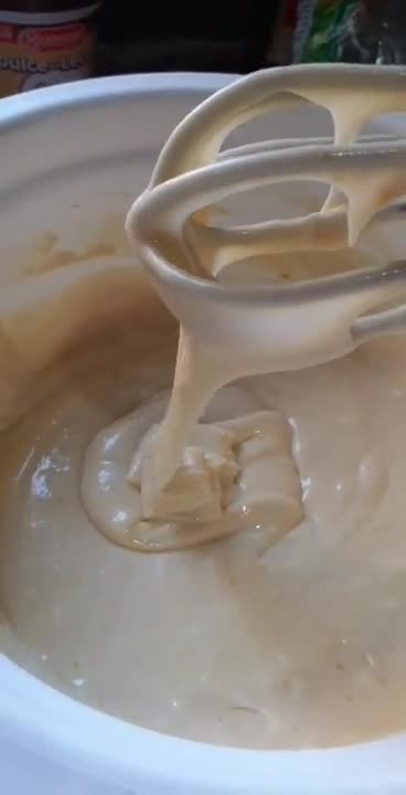 Foto del paso 2 de la receta: Budín tricolor de naranja, dulce de leche y cacao🧉