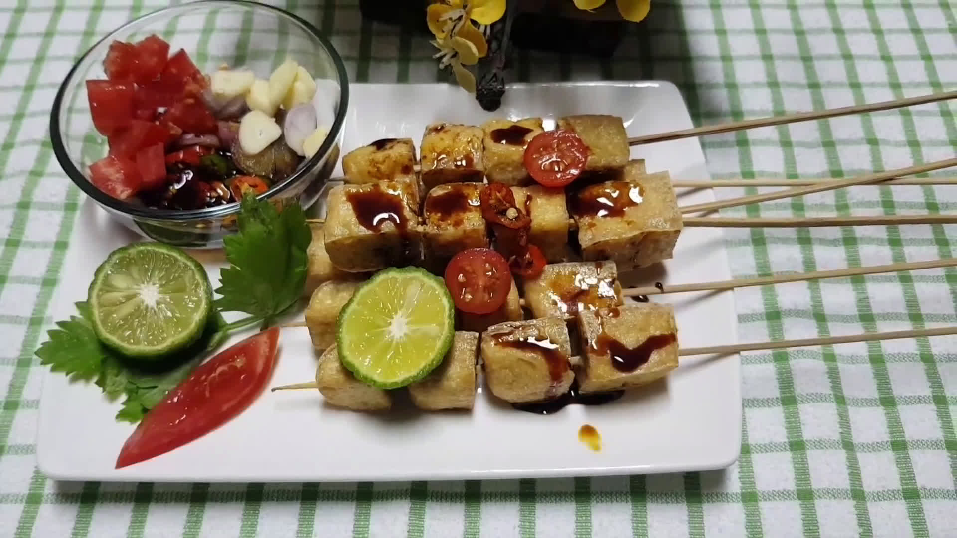 Foto langkah ke 4 dari resep Sate Tahu Sambal Kecap.