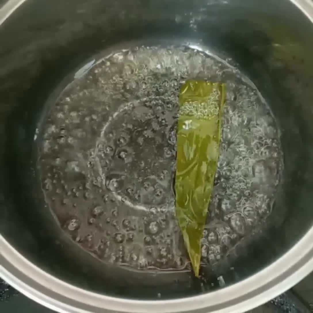 Foto langkah ke 2 dari resep Pisang Caramel Kelapa.