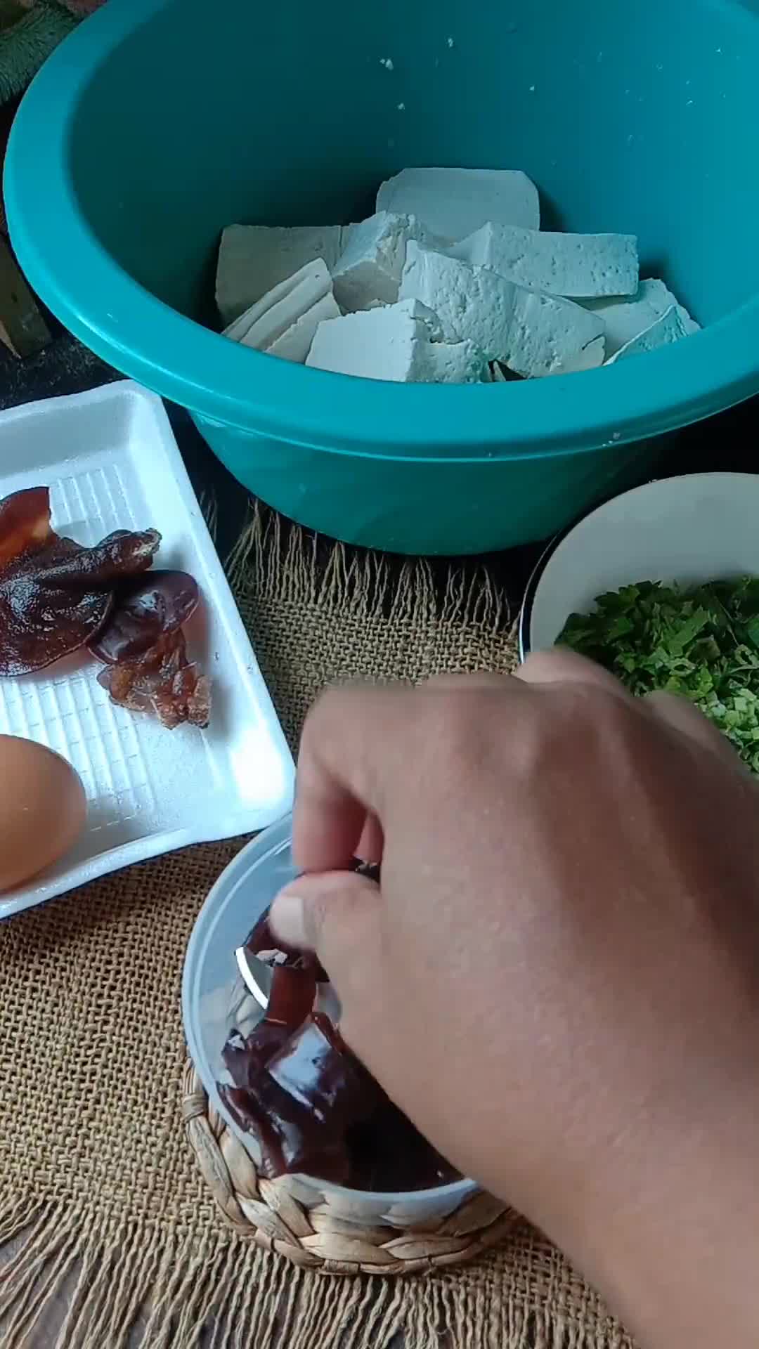 Foto langkah ke 1 dari resep Nugget Tahu Jamur Kuping.
