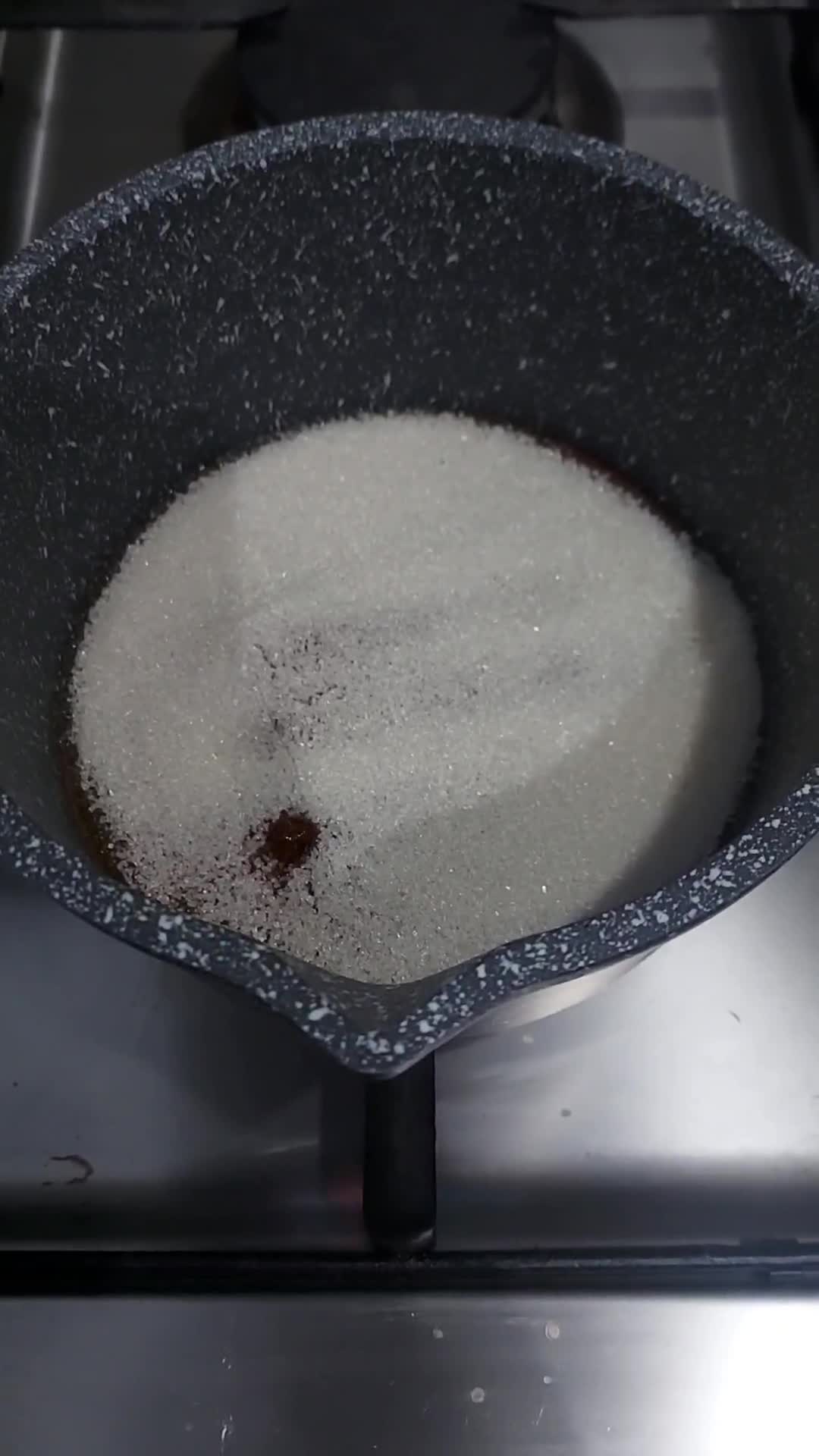 Foto langkah ke 1 dari resep Bolu Karamel Panggang.