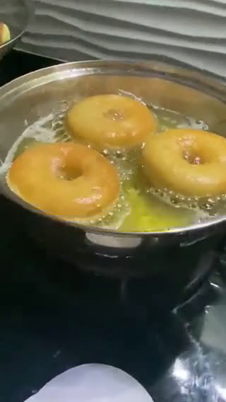 Foto langkah ke 6 dari resep Donat Bouquet Serbaguna.