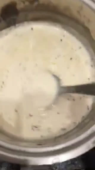 A picture of step 3 of Lazy lasagna.