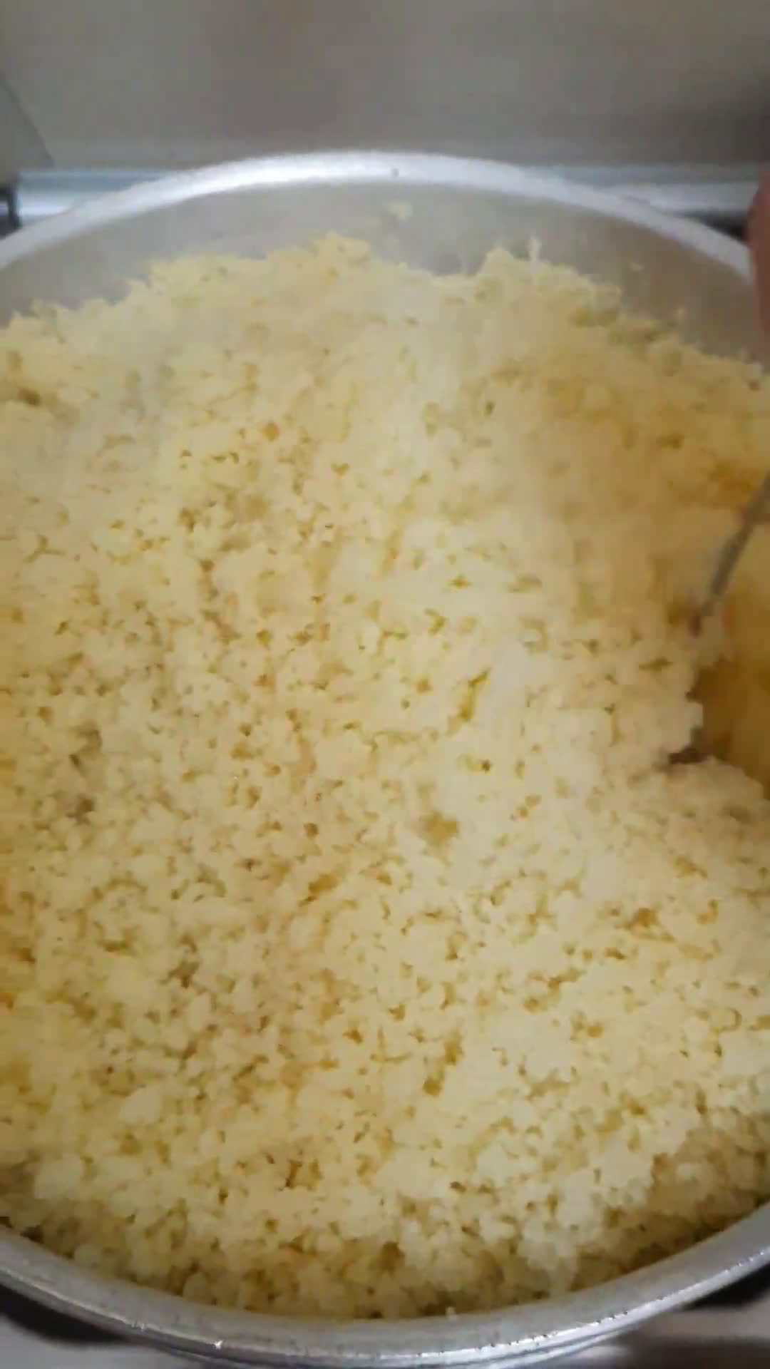 صورة لخطوة 10 من وصفة الكسكس المغربي بالدجاج و الخضار بطريقتي ولا اروع 😋🍗🥔🥕🌶