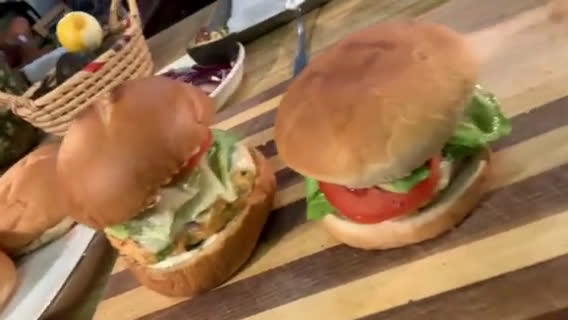 Foto del paso 7 de la receta: Hamburguesas de Salmón