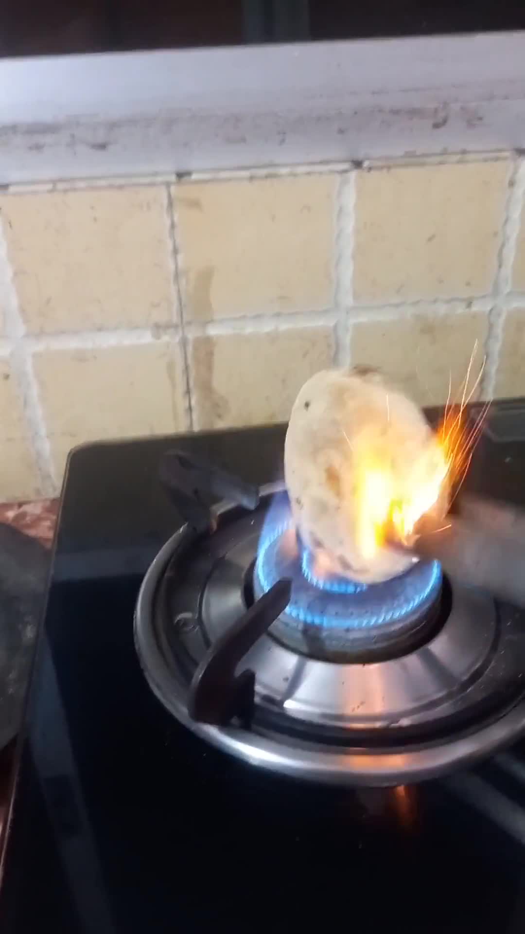 मकुनी, भुजिया और चटनी रेसिपी चरण 2 फोटो