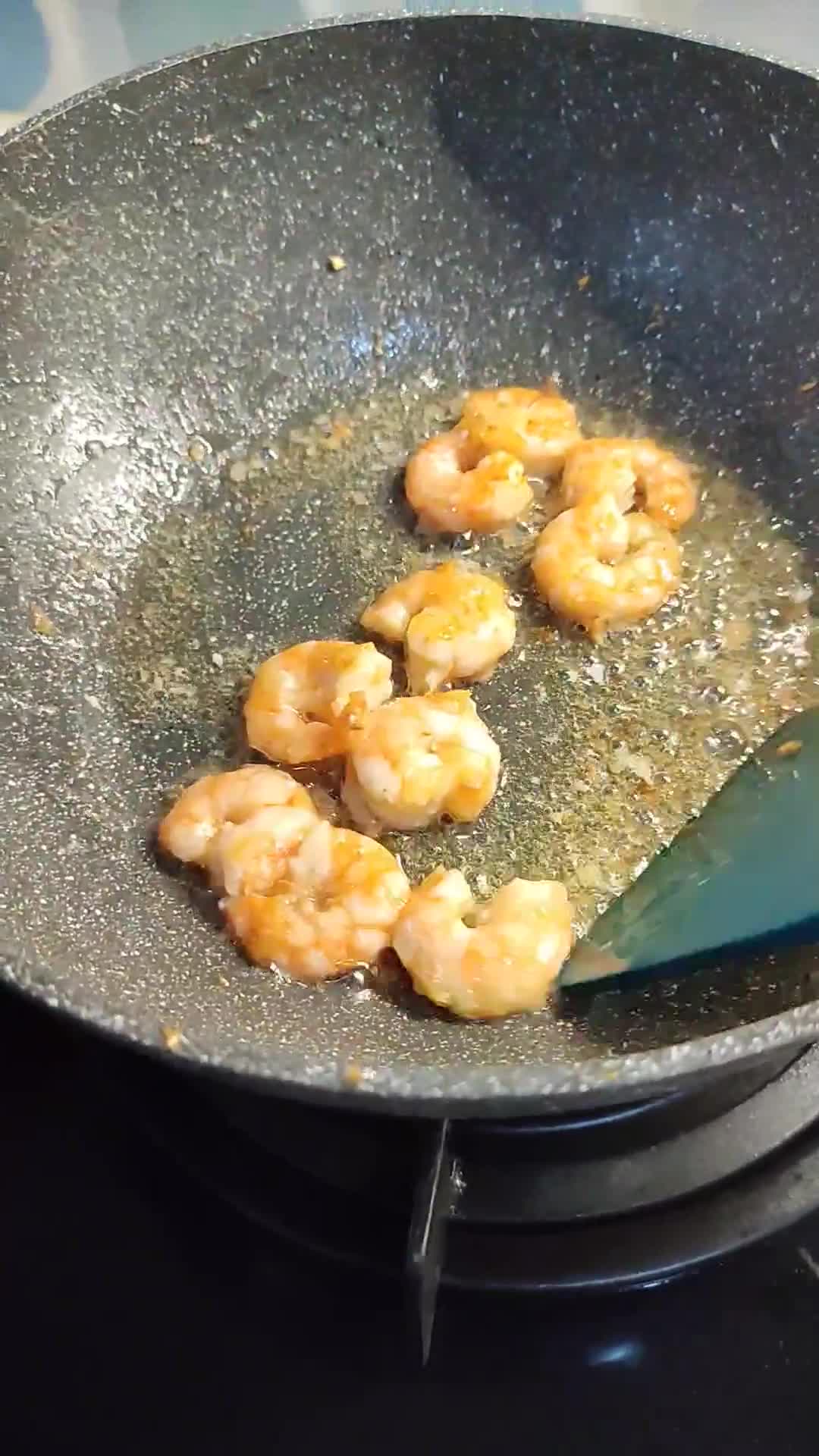 Foto langkah ke 4 dari resep Pokcoy udang tofu.