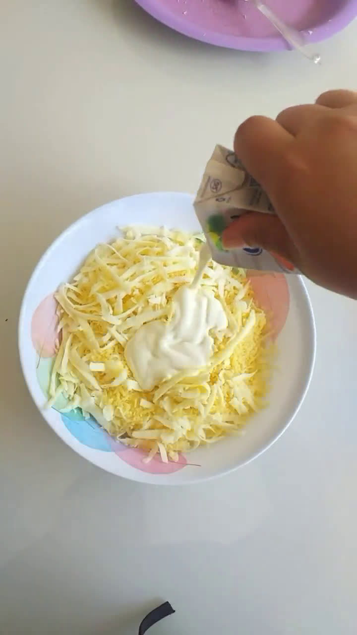 Foto do passo 1 de Pão de queijo fácil