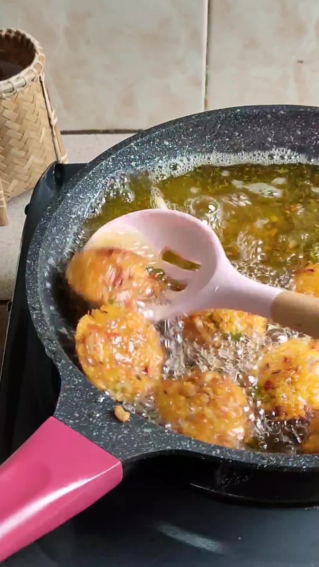Gambar langkah 5 resipi Paruppu Vadai.