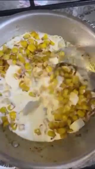 صورة لخطوة 2 من وصفة -بطاطس الكومبير الكذابه بحمسه الذرة والكريمه 🥔😋!