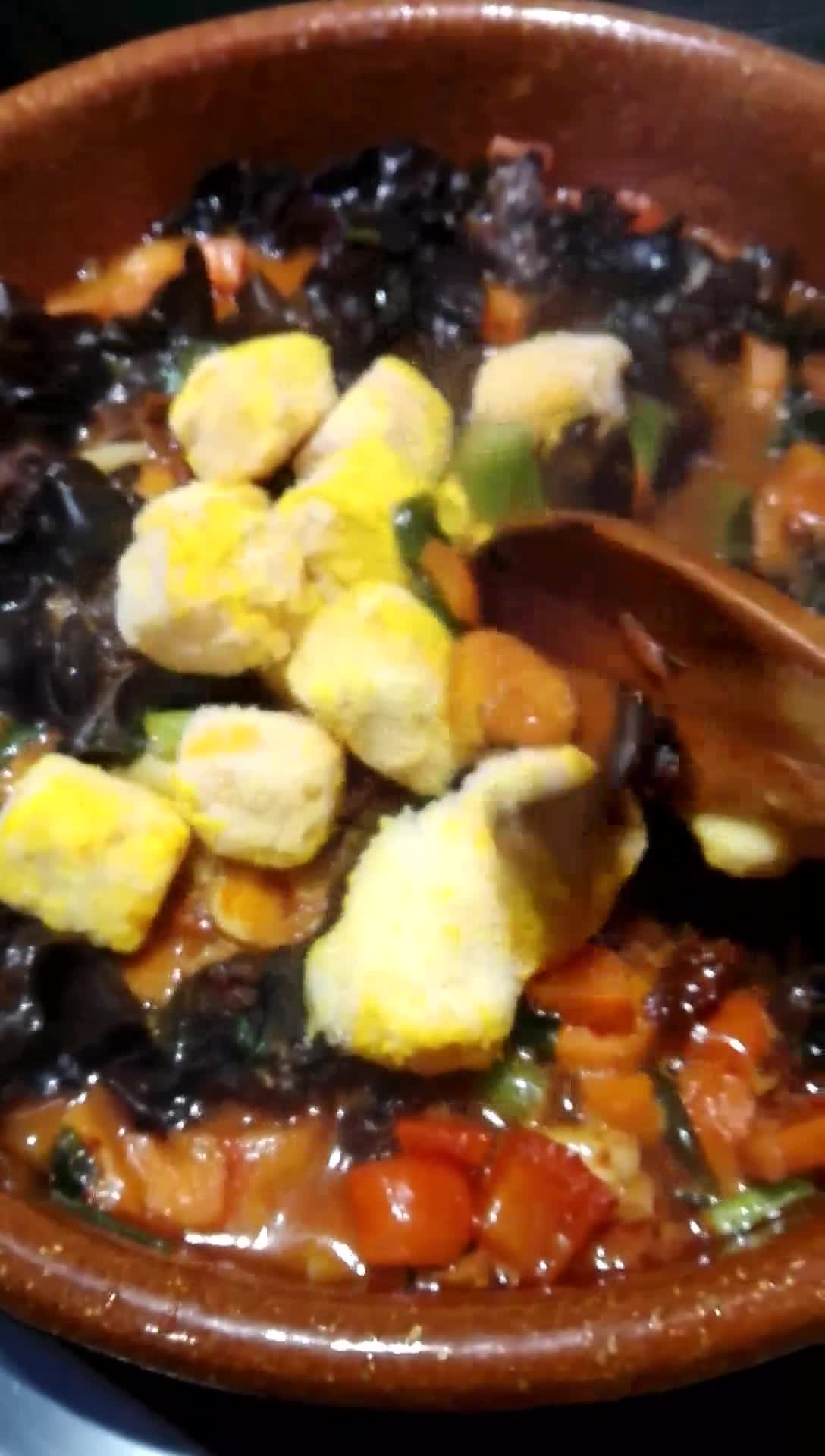 Foto del paso 5 de la receta: Potaje exprés de marisco y setas chinas