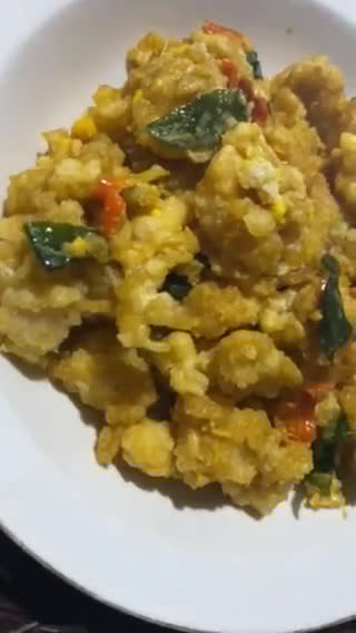 Foto langkah ke 9 dari resep Ayam Crispy Telur Asin/ Salted Egg Chicken ala EATLAH.