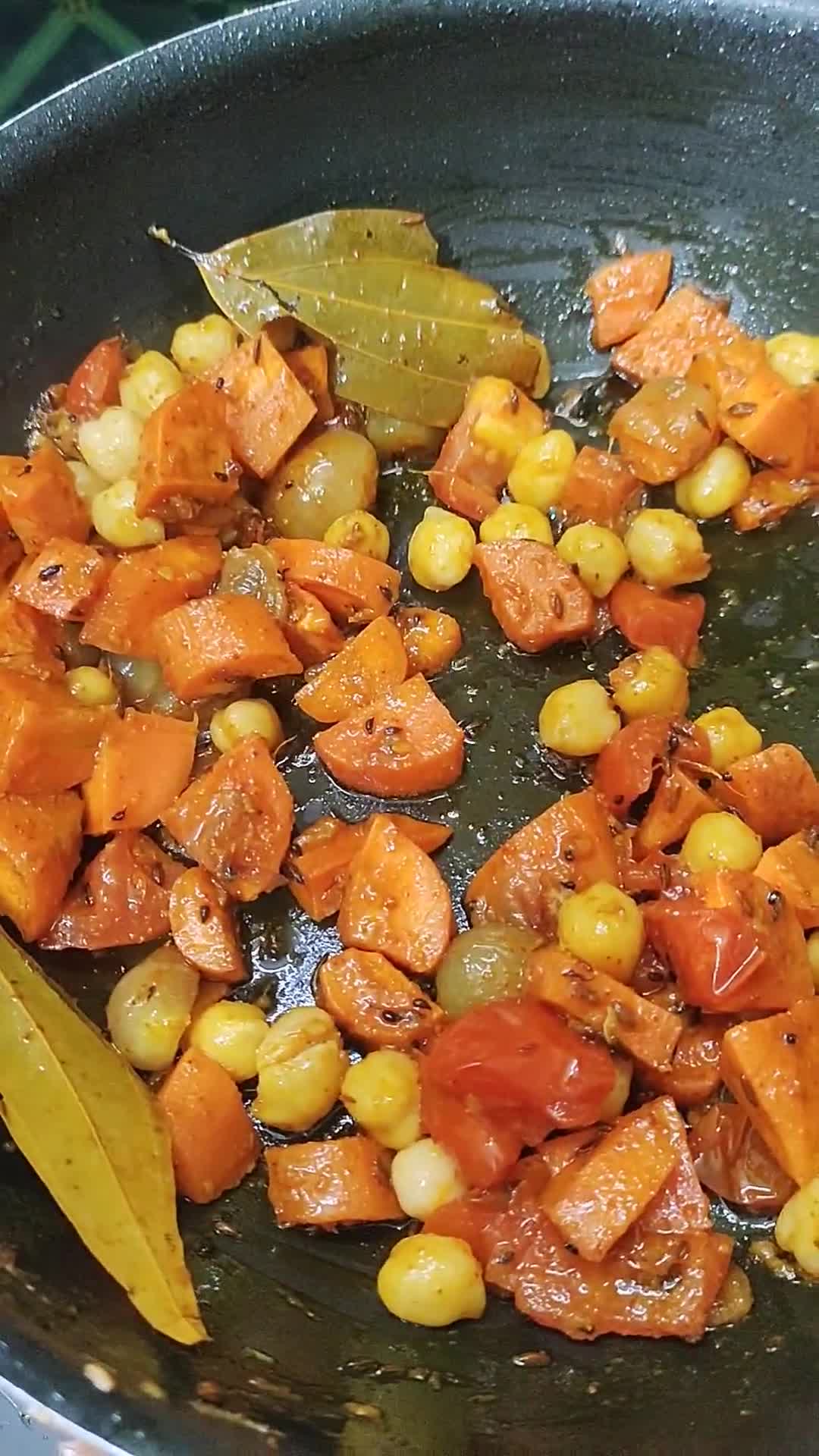 A picture of step 3 of Carrot Khichdi with Curd masala Kadi.