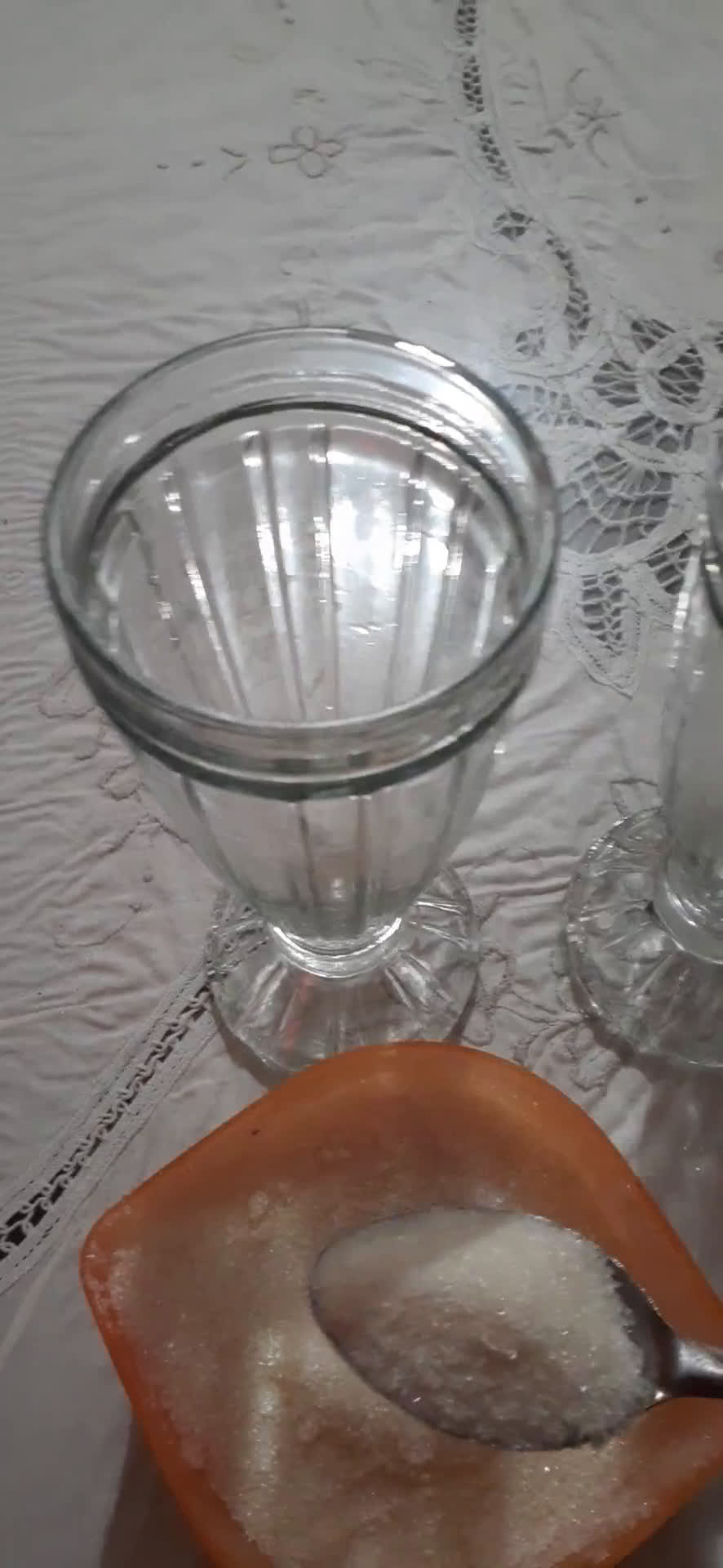 Foto langkah ke 1 dari resep Lemon Tea.