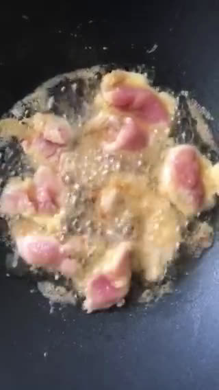 รูปขั้นตอนการทำที่ 3 ของ หมูสามชั้นทอดน้ำปลา สูตรง่ายๆ กรอบนอกนุ่มใน