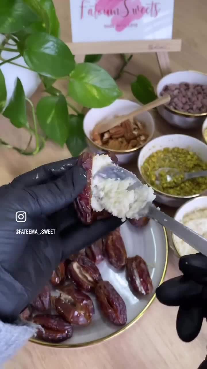صورة لخطوة 3 من وصفة تمر محشي